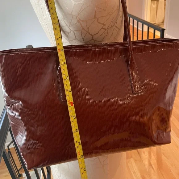 Prada Rust Patent Leather Shoulder Bag WITH AUTHENTICITY CARD - Picture 6 of 14
